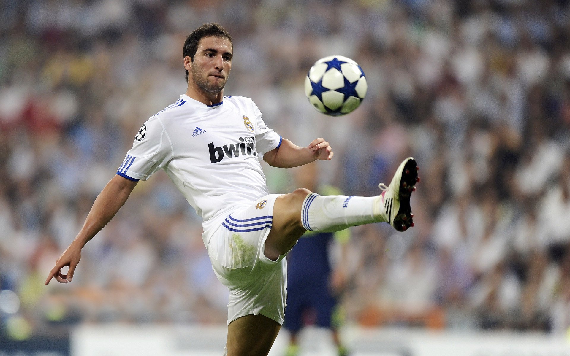 开云体育APP下载-英超争冠之夜，莫兰特全场最佳无争议